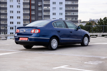 Продажа Volkswagen Passat B6 2.0 MT (140 л.с.) 2008 Синий в Автодом