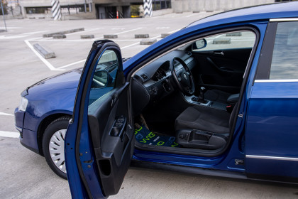 Продажа Volkswagen Passat B6 2.0 MT (140 л.с.) 2008 Синий в Автодом