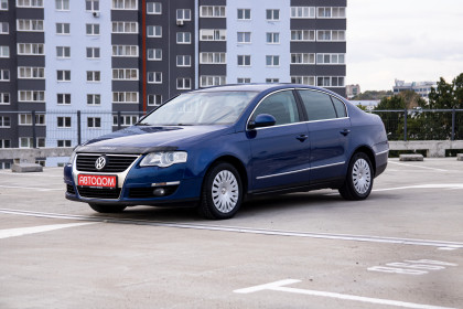 Продажа Volkswagen Passat B6 2.0 MT (140 л.с.) 2008 Синий в Автодом