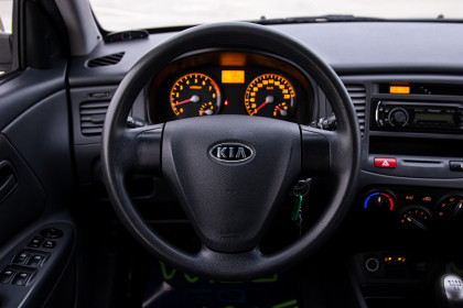 Продажа Kia Rio II 1.6 MT (112 л.с.) 2008 Оранжевый в Автодом