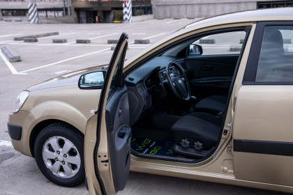 Продажа Kia Rio II 1.6 MT (112 л.с.) 2008 Оранжевый в Автодом