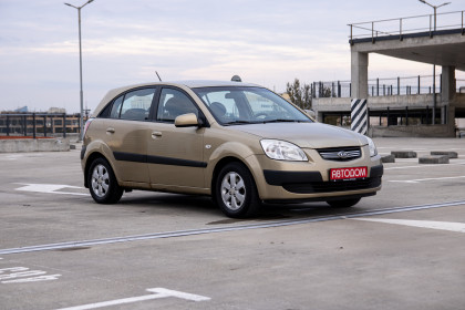 Продажа Kia Rio II 1.6 MT (112 л.с.) 2008 Оранжевый в Автодом