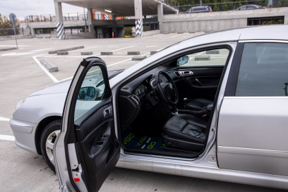 Продажа Peugeot 607 I Рестайлинг 2.0 MT (136 л.с.) 2007 Серебристый в Автодом