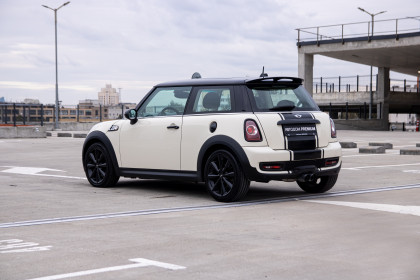 Продажа Mini Hatch II (R56) Рестайлинг Cooper S 1.6 AT (184 л.с.) 2011 Черный в Автодом