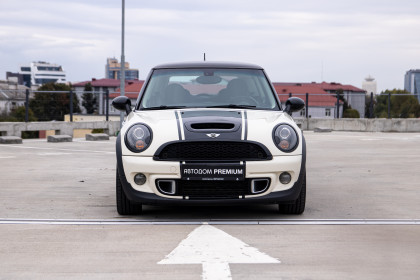 Продажа Mini Hatch II (R56) Рестайлинг Cooper S 1.6 AT (184 л.с.) 2011 Черный в Автодом