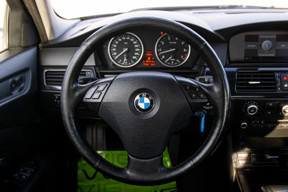 Купить BMW 5 серии V (E60/E61) Рестайлинг 520i 2.0 AT (170 л.с.) 2008 Черный в Автодом Продажа BMW 5 серии V (E60/E61) Рестайлинг 520i 2.0 AT (170 л.с.) 2008 Черный в Автодом