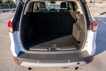 Купить Ford Kuga II 1.6 AT (182 л.с.) 2013 Белый в Автодом Продажа Ford Kuga II 1.6 AT (182 л.с.) 2013 Белый в Автодом