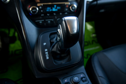 Купить Ford Kuga II 1.6 AT (182 л.с.) 2013 Белый в Автодом Продажа Ford Kuga II 1.6 AT (182 л.с.) 2013 Белый в Автодом