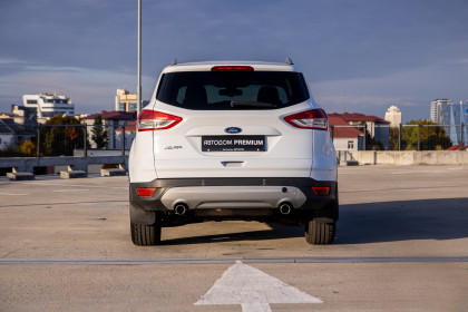 Купить Ford Kuga II 1.6 AT (182 л.с.) 2013 Белый в Автодом Продажа Ford Kuga II 1.6 AT (182 л.с.) 2013 Белый в Автодом