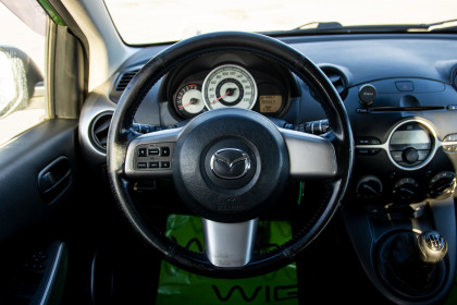 Купить Mazda 2 II (DE) 1.3 MT (86 л.с.) 2008 Зеленый в Автодом Продажа Mazda 2 II (DE) 1.3 MT (86 л.с.) 2008 Зеленый в Автодом