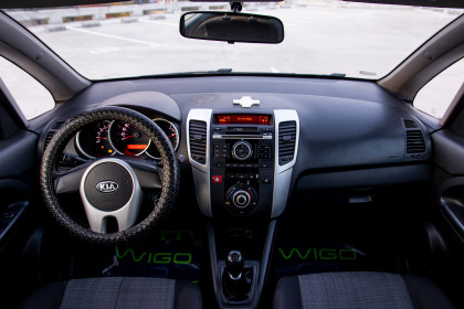 Купить Kia Venga I 6-speed 1.4 MT (90 л.с.) 2011 Серебристый в Автодом Продажа Kia Venga I 6-speed 1.4 MT (90 л.с.) 2011 Серебристый в Автодом