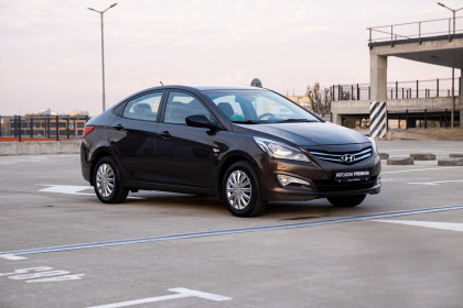 Купить Hyundai Solaris I Рестайлинг 1.6 MT (123 л.с.) 2015 Коричневый в Автодом Продажа Hyundai Solaris I Рестайлинг 1.6 MT (123 л.с.) 2015 Коричневый в Автодом
