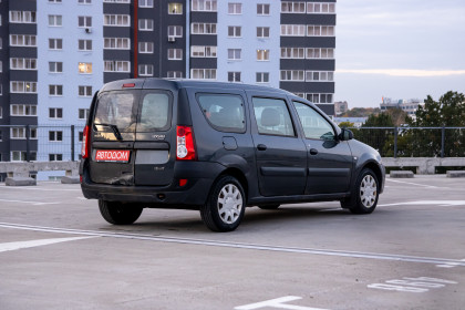 Купить Dacia Logan I 1.6 MT (87 л.с.) 2008 Серебристый в Автодом Продажа Dacia Logan I 1.6 MT (87 л.с.) 2008 Серебристый в Автодом