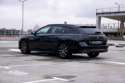 Купить Peugeot 508 II 1.5 AT (130 л.с.) 2019 Черный в Автодом Продажа Peugeot 508 II 1.5 AT (130 л.с.) 2019 Черный в Автодом
