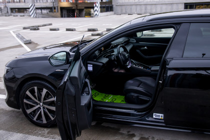 Купить Peugeot 508 II 1.5 AT (130 л.с.) 2019 Черный в Автодом Продажа Peugeot 508 II 1.5 AT (130 л.с.) 2019 Черный в Автодом