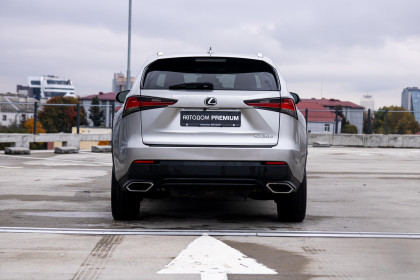 Купить Lexus NX I Рестайлинг 300 2.0 AT (238 л.с.) 2018 Серебристый в Автодом Продажа Lexus NX I Рестайлинг 300 2.0 AT (238 л.с.) 2018 Серебристый в Автодом