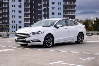 Продажа Ford Fusion (North America) II Рестайлинг 1.5 AT (184 л.с.) 2017 Белый в Автодом