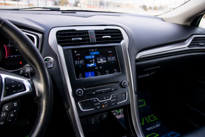 Купить Ford Fusion (North America) II Рестайлинг 1.5 AT (184 л.с.) 2017 Белый в Автодом Продажа Ford Fusion (North America) II Рестайлинг 1.5 AT (184 л.с.) 2017 Белый в Автодом