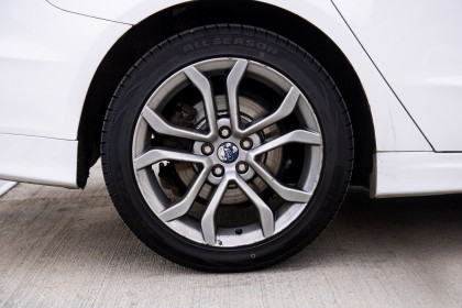 Купить Ford Fusion (North America) II Рестайлинг 1.5 AT (184 л.с.) 2017 Белый в Автодом Продажа Ford Fusion (North America) II Рестайлинг 1.5 AT (184 л.с.) 2017 Белый в Автодом