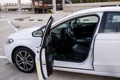 Купить Ford Fusion (North America) II Рестайлинг 1.5 AT (184 л.с.) 2017 Белый в Автодом Продажа Ford Fusion (North America) II Рестайлинг 1.5 AT (184 л.с.) 2017 Белый в Автодом