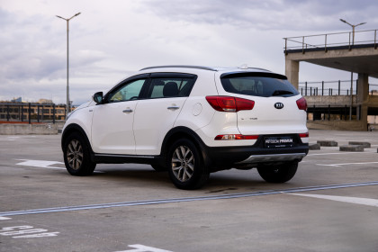 Купить Kia Sportage III Рестайлинг 2.0 AT (150 л.с.) 2014 Белый в Автодом Продажа Kia Sportage III Рестайлинг 2.0 AT (150 л.с.) 2014 Белый в Автодом