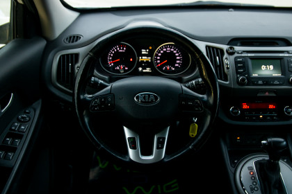 Купить Kia Sportage III Рестайлинг 2.0 AT (150 л.с.) 2014 Белый в Автодом Продажа Kia Sportage III Рестайлинг 2.0 AT (150 л.с.) 2014 Белый в Автодом