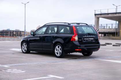 Продажа Volvo V50 I Рестайлинг 1.6 MT (115 л.с.) 2012 Черный в Автодом