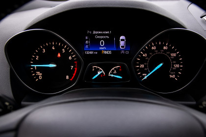 Купить Ford Escape III Рестайлинг 1.5 AT (182 л.с.) 2016 Черный в Автодом Продажа Ford Escape III Рестайлинг 1.5 AT (182 л.с.) 2016 Черный в Автодом