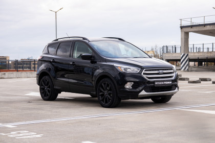 Купить Ford Escape III Рестайлинг 1.5 AT (182 л.с.) 2016 Черный в Автодом Продажа Ford Escape III Рестайлинг 1.5 AT (182 л.с.) 2016 Черный в Автодом