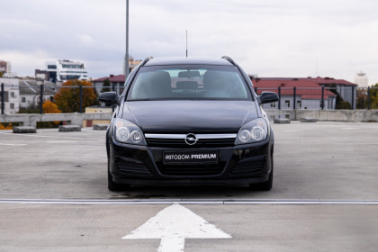 Купить Opel Astra H 1.7 MT (80 л.с.) 2005 Черный в Автодом Продажа Opel Astra H 1.7 MT (80 л.с.) 2005 Черный в Автодом