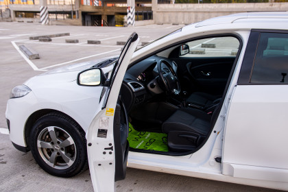 Продажа Renault Megane III Рестайлинг 1.5 MT (110 л.с.) 2013 Белый в Автодом