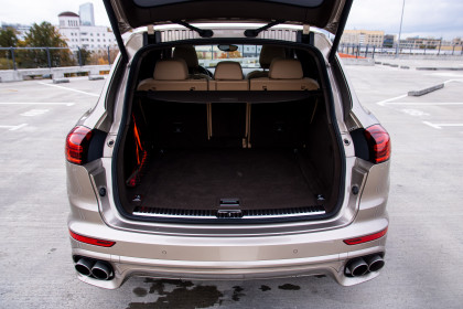 Продажа Porsche Cayenne II Рестайлинг (958) 3.6 AT (300 л.с.) 2015 Желтый в Автодом