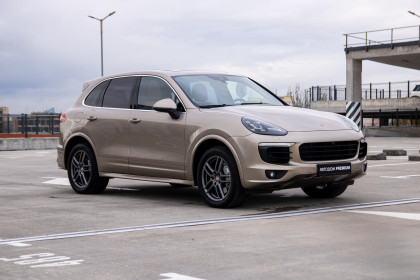 Продажа Porsche Cayenne II Рестайлинг (958) 3.6 AT (300 л.с.) 2015 Желтый в Автодом