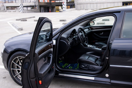 Продажа Audi A8 II (D3) Рестайлинг 2 4.1 AT (326 л.с.) 2007 Черный в Автодом