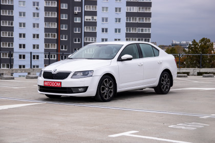 Купить Skoda Octavia III (A7) 1.8 AMT (180 л.с.) 2014 Белый в Автодом Продажа Skoda Octavia III (A7) 1.8 AMT (180 л.с.) 2014 Белый в Автодом