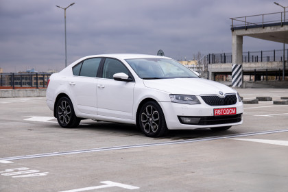 Продажа Skoda Octavia III (A7) 1.8 AMT (180 л.с.) 2014 Белый в Автодом