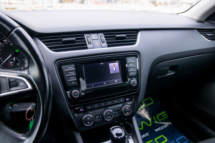 Продажа Skoda Octavia III (A7) 1.8 AMT (180 л.с.) 2014 Белый в Автодом