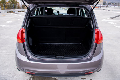 Продажа Kia Venga I 1.6 MT (125 л.с.) 2011 Коричневый в Автодом