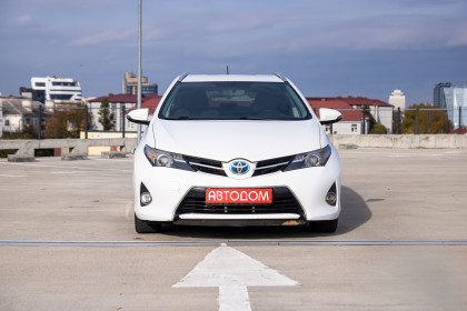 Продажа Toyota Auris II 1.8 AT (99 л.с.) 2015 Белый в Автодом