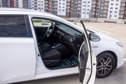 Продажа Toyota Auris II 1.8 AT (99 л.с.) 2015 Белый в Автодом