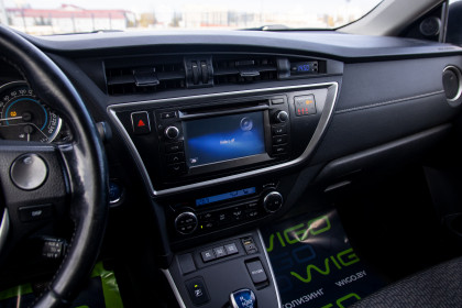 Продажа Toyota Auris II 1.8 AT (99 л.с.) 2015 Белый в Автодом