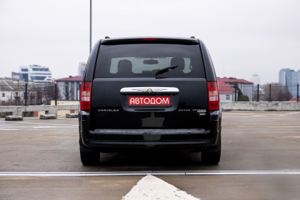 Продажа Chrysler Voyager V Grand 2.8 AT (163 л.с.) 2009 Черный в Автодом