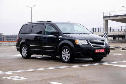 Продажа Chrysler Voyager V Grand 2.8 AT (163 л.с.) 2009 Черный в Автодом