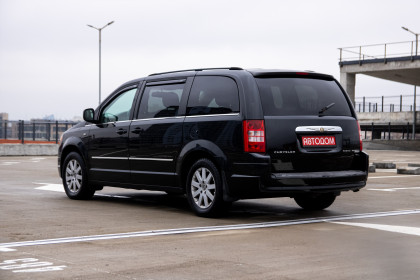 Продажа Chrysler Voyager V Grand 2.8 AT (163 л.с.) 2009 Черный в Автодом