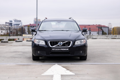 Продажа Volvo V70 III 1.6 MT (109 л.с.) 2009 Черный в Автодом