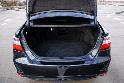 Продажа Toyota Camry VII (XV50) Рестайлинг 2.5 AT (181 л.с.) 2015 Черный в Автодом