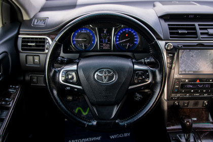 Продажа Toyota Camry VII (XV50) Рестайлинг 2.5 AT (181 л.с.) 2015 Черный в Автодом