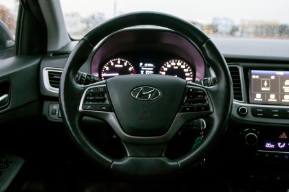 Продажа Hyundai Accent V 1.6 AT (130 л.с.) 2020 Черный в Автодом