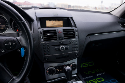 Продажа Mercedes-Benz C-Класс III (W204) 200 1.8 AT (184 л.с.) 2009 Черный в Автодом