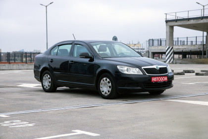 Продажа Skoda Octavia II (A5) Рестайлинг 1.4 MT (122 л.с.) 2011 Черный в Автодом